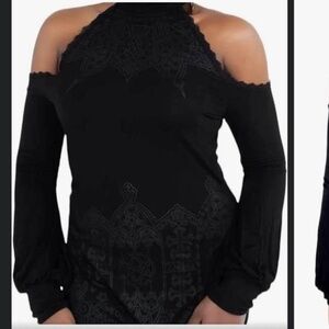 Cecila Cold Shoulder Top size XL